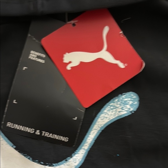 Puma Black and White Hoodie - XS - NEW - Picture 2 of 8